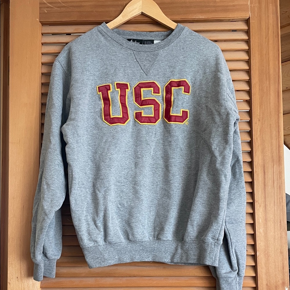 USC women’s Sweater crew M